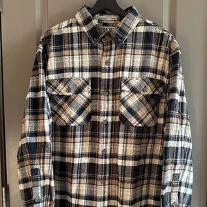 Duluth Trading Company Plaid Buttondown - NEW WITH TAGS 🔥